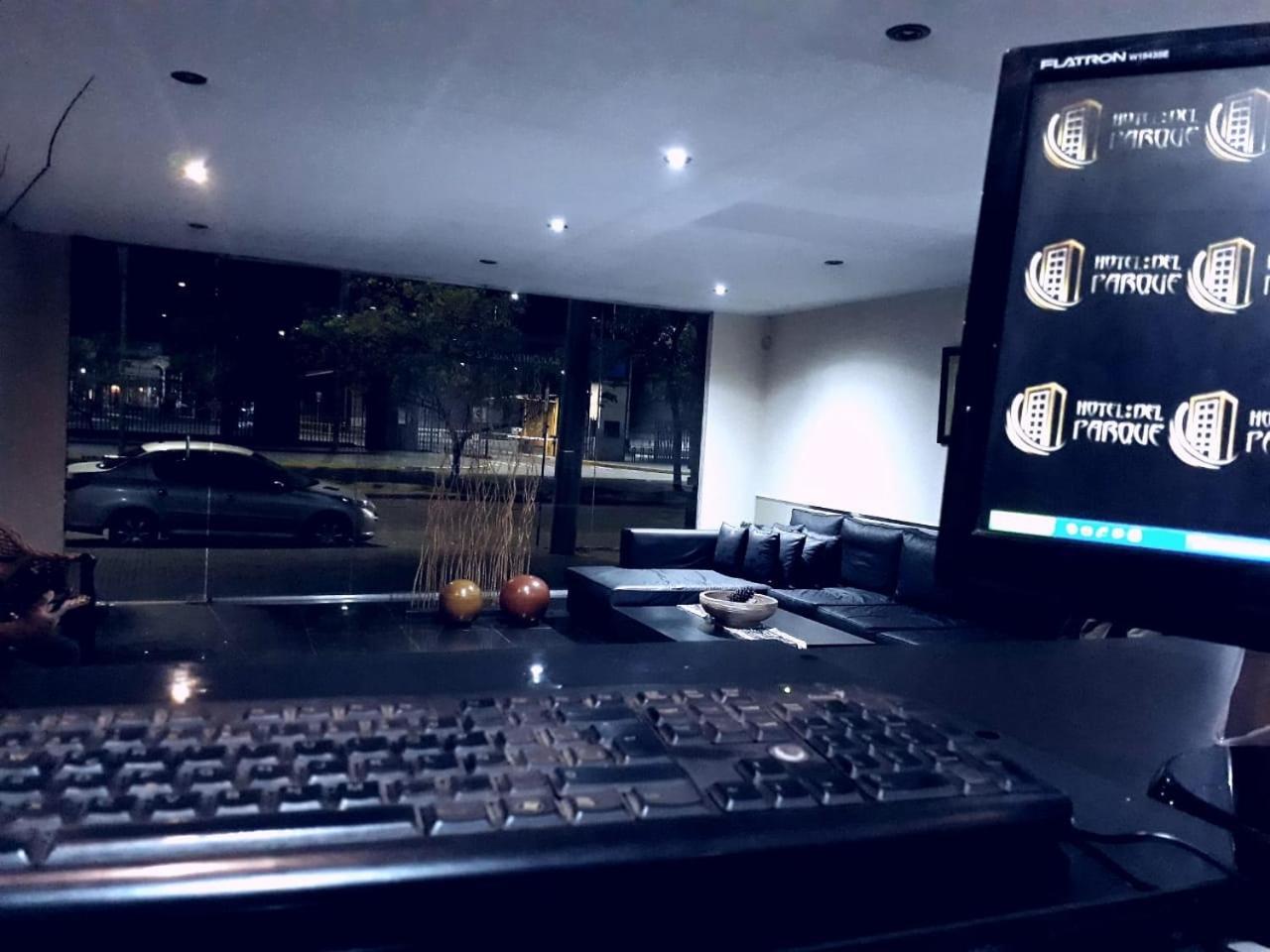 Hotel Del Parque San Miguel de Tucumán Kültér fotó